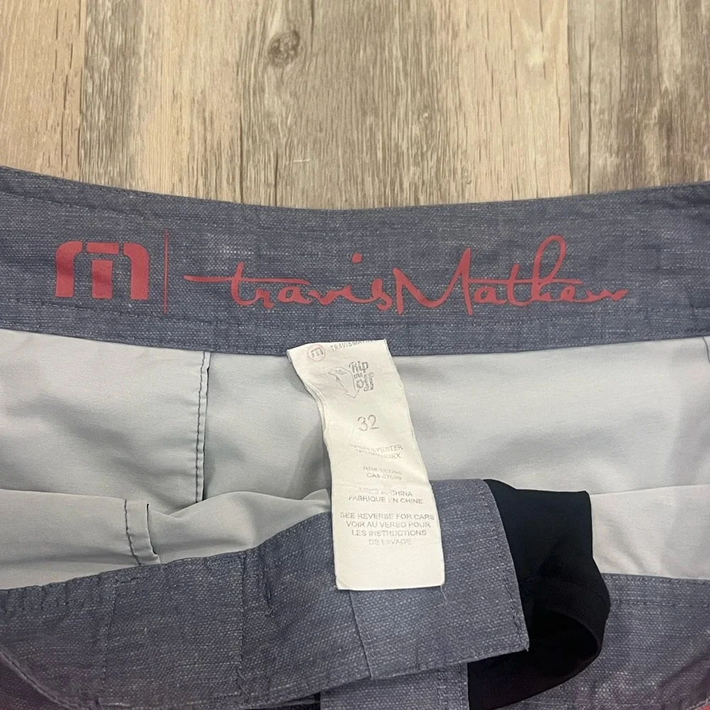 Travis Mathew swim trunks- size 34 - Picture 2 of 3